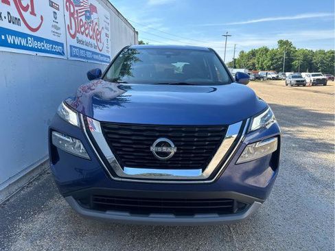 Used 2023 Nissan Rogue SV AWD/4WD image 5