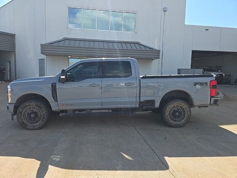 Used 2024 Ford F250 Lariat w/ Lariat Ultimate Package AWD/4WD image 5