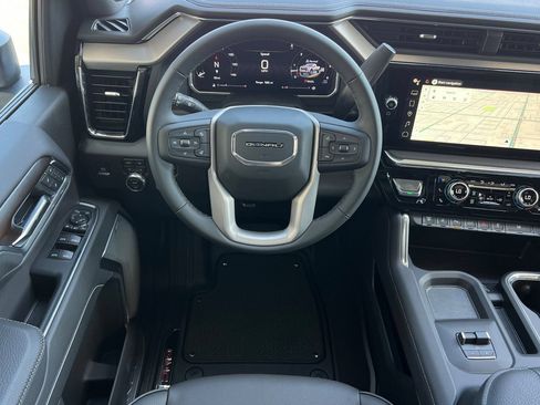 New 2026 GMC Sierra 3500 Denali w/ Denali Reserve Package AWD/4WD image 12