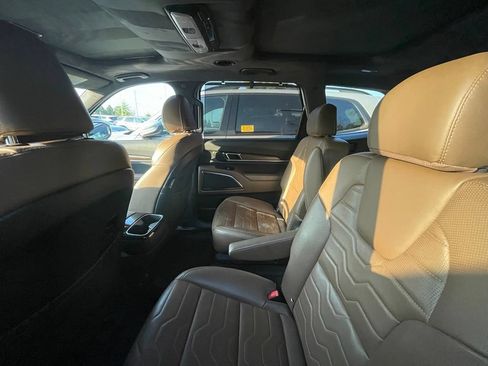Used 2021 Kia Telluride SX w/ SX Prestige Package AWD/4WD image 6