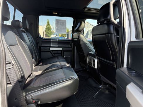 Used 2019 Ford F150 Lariat w/ Equipment Group 502A Luxury AWD/4WD image 26