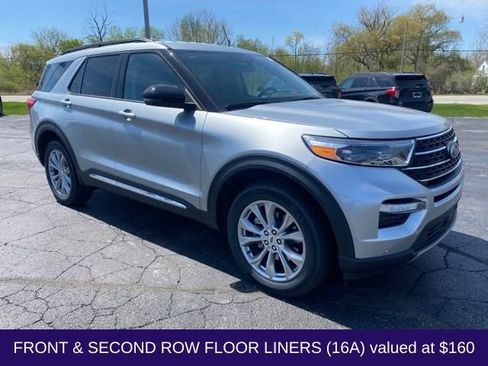 Used 2024 Ford Explorer XLT w/ Equipment Group 202A AWD/4WD image 11