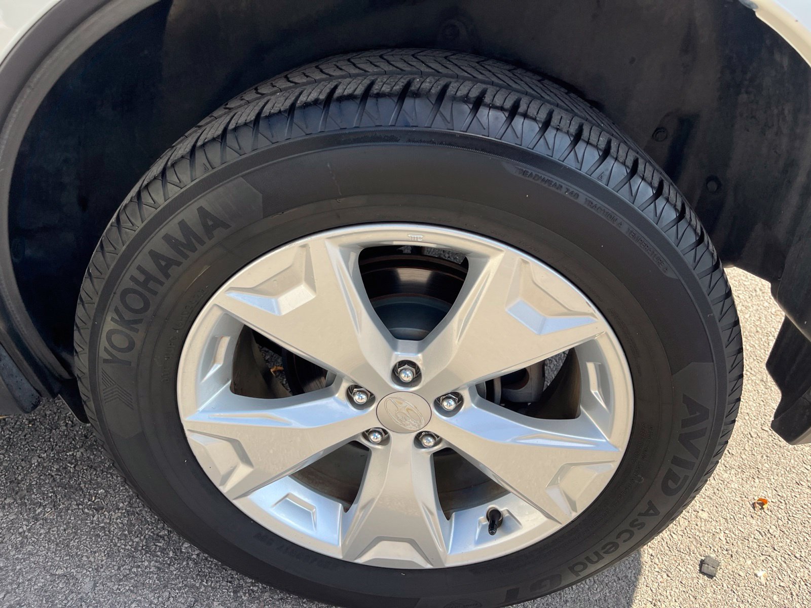 Used 2016 Subaru Forester 2.5i Limited AWD/4WD image 12