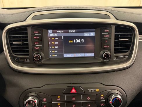 Used 2020 Kia Sorento L FWD image 27