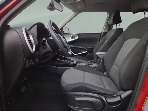 Used 2022 Kia Soul LX w/ Technology Package FWD image 23