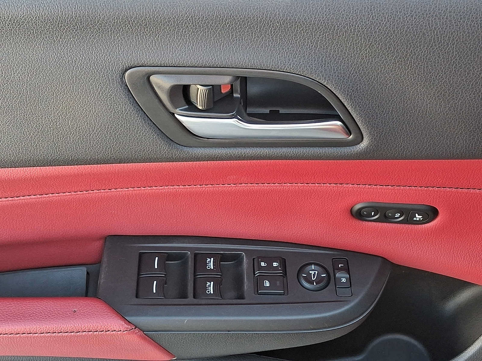 Used 2019 Acura ILX FWD image 12