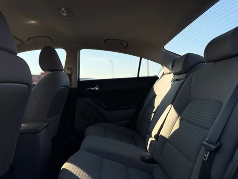 Used 2015 Kia Forte LX w/ Popular Package FWD image 17