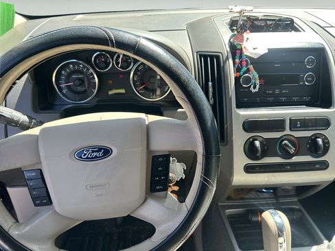 Used 2009 Ford Edge SE AWD/4WD image 9