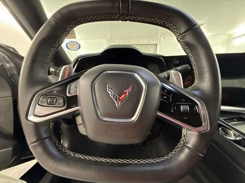 Used 2022 Chevrolet Corvette Stingray Coupe w/ Z51 Performance Package RWD image 16