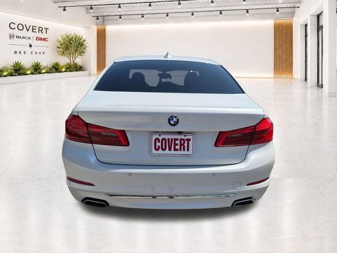 Used 2018 BMW 540i RWD image 10