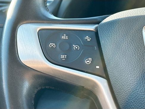 Used 2020 GMC Terrain SLT w/ Preferred Package image 9