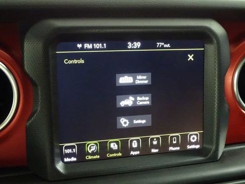 Used 2023 Jeep Wrangler Unlimited Rubicon AWD/4WD image 28