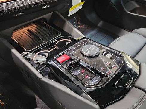 New 2026 BMW M5 w/ Executive Package image 17