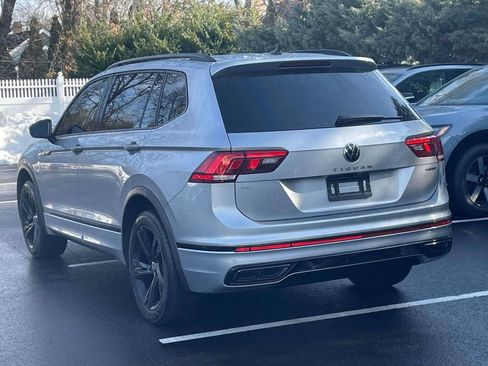 Used 2023 Volkswagen Tiguan SE R-Line image 6