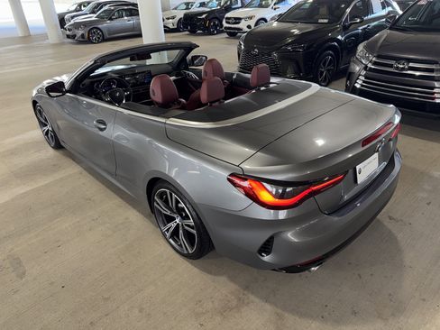 Used 2024 BMW 430i Convertible w/ Premium Package image 32