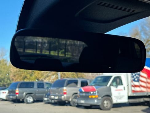 Used 2025 Honda CR-V Sport image 25