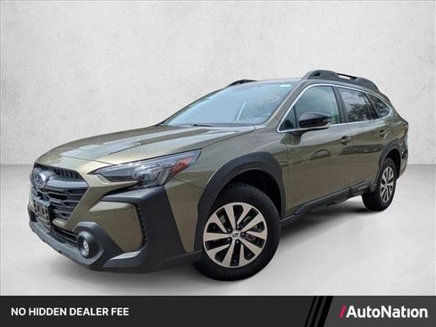 Used 2025 Subaru Outback Premium AWD/4WD image 1