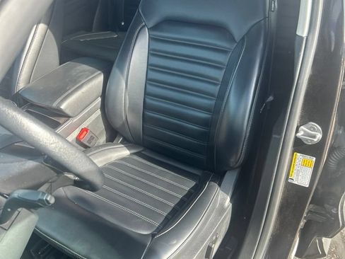Used 2024 Ford Edge SEL AWD/4WD image 6