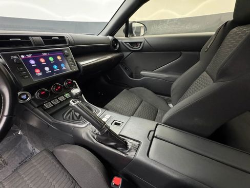 Used 2022 Toyota GR86 image 21