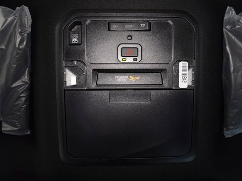 New 2026 Toyota Tundra SR5 image 18