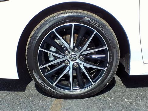 Certified 2023 Toyota Camry SE image 9