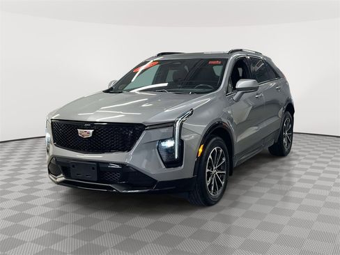 Certified 2024 Cadillac XT4 Sport w/ Cold Weather Package image 3