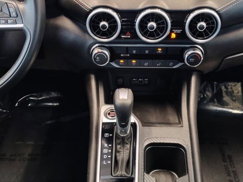 Used 2024 Nissan Sentra SV image 22