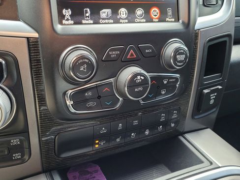 Used 2017 RAM 1500 Limited image 25