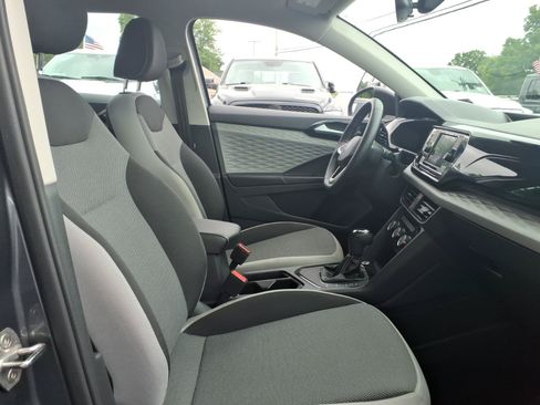Certified 2023 Volkswagen Taos S FWD image 10