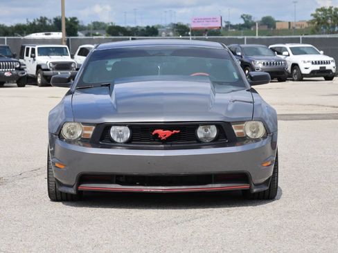 Used 2011 Ford Mustang GT Premium RWD image 2