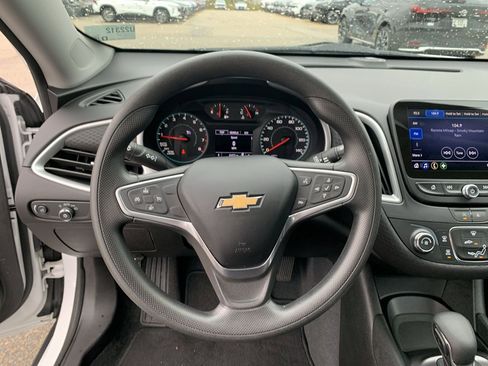 Certified 2022 Chevrolet Malibu LS image 7