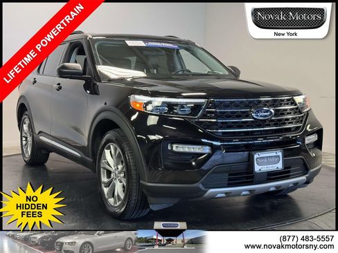 Used 2022 Ford Explorer XLT w/ Equipment Group 202A image 1