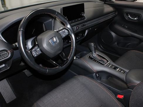 Used 2025 Honda HR-V Sport image 24