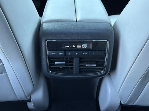 Used 2023 MAZDA CX-9 Signature image 20