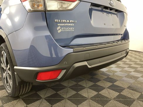 Used 2023 Subaru Forester Limited image 7