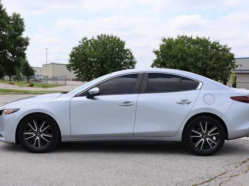 Used 2020 MAZDA MAZDA3 AWD Sedan w/ Select Package image 8