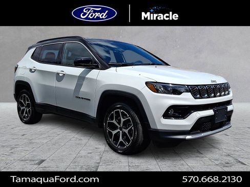 Used 2025 Jeep Compass Limited AWD/4WD image 1