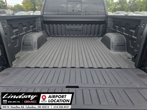 New 2026 GMC Sierra 1500 AT4 w/ AT4 Premium Package image 27