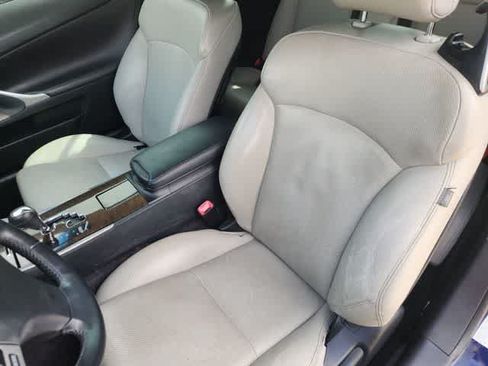 Used 2012 Lexus IS 250C w/ Luxury Pkg RWD image 10