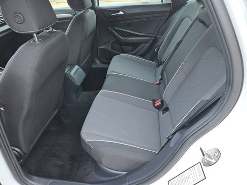 Used 2025 Volkswagen Jetta Sport FWD image 27