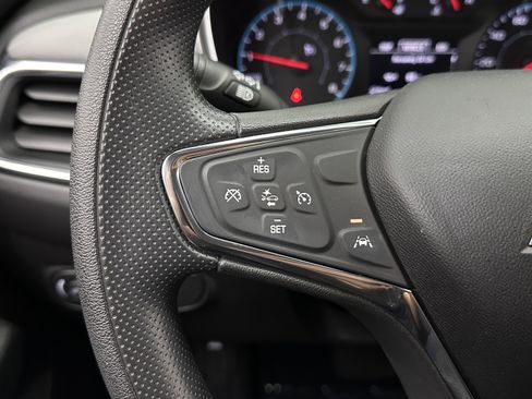 Used 2021 Chevrolet Equinox LS w/ LS Convenience Package FWD image 19