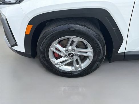 Certified 2025 Hyundai Tucson SE FWD image 29