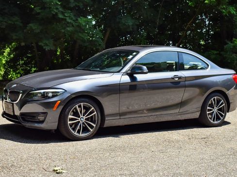 Used 2018 BMW 230i Coupe RWD image 3