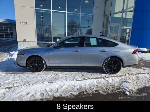 Certified 2025 Honda Accord SE image 6