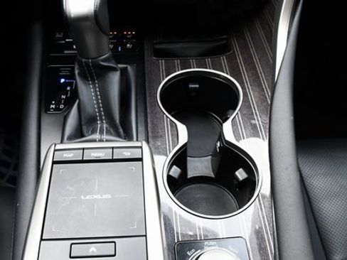 Certified 2022 Lexus RX 350 AWD w/ Luxury Package image 16