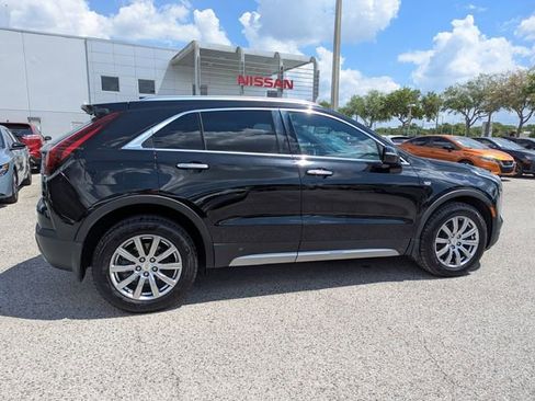 Used 2021 Cadillac XT4 Premium Luxury FWD image 9