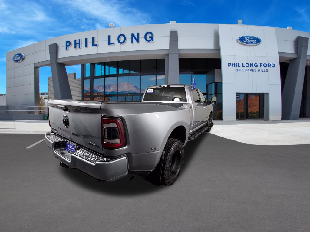 Used 2023 RAM 3500 Big Horn w/ Night Edition AWD/4WD image 5