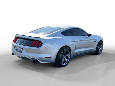 Used 2016 Ford Mustang GT w/ Black Accent Package RWD image 5