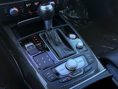 Used 2017 Audi RS 7 Performance image 30