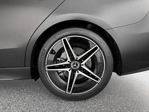 Used 2023 Mercedes-Benz C 300 C 300 image 32